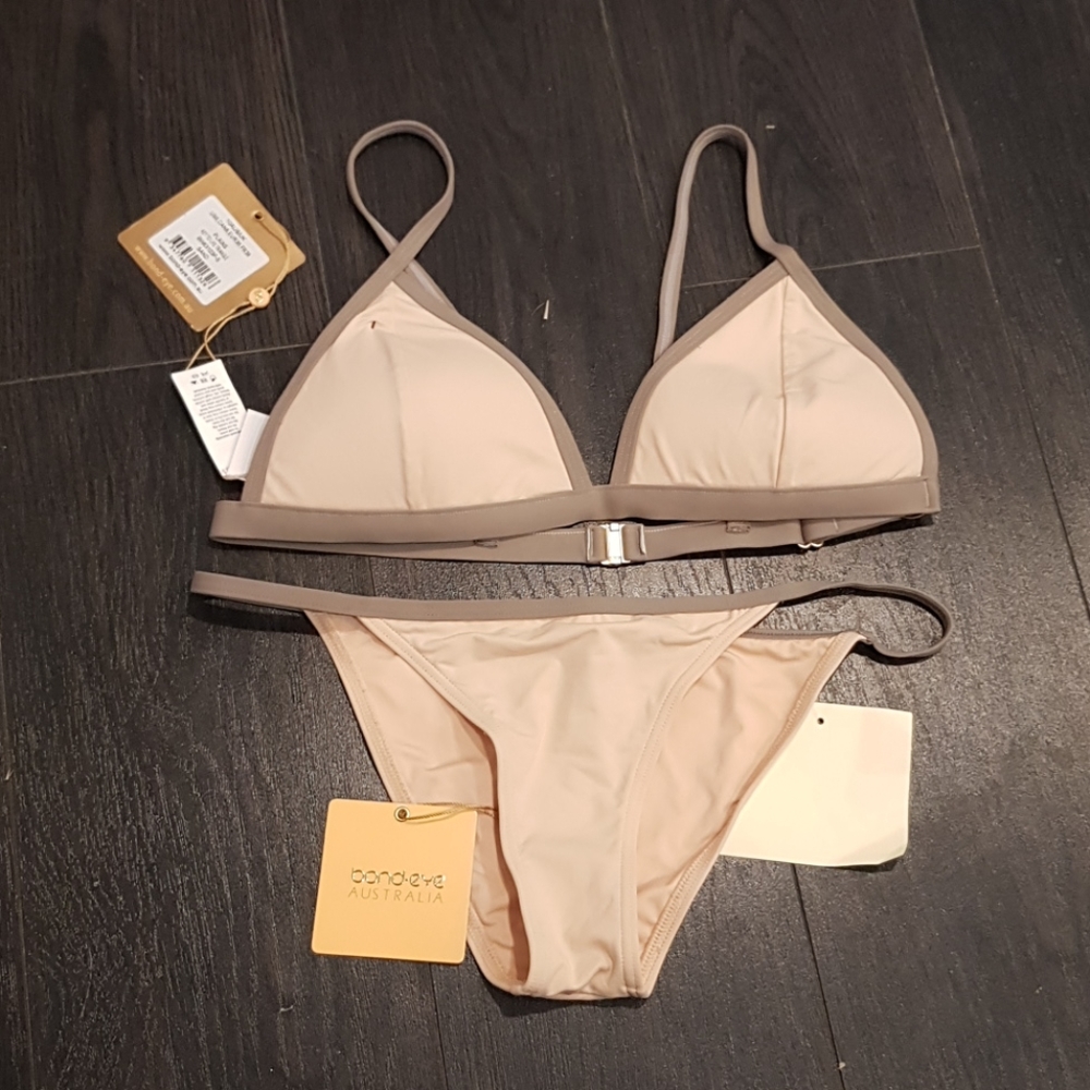 bond eye Australia bathing Suit